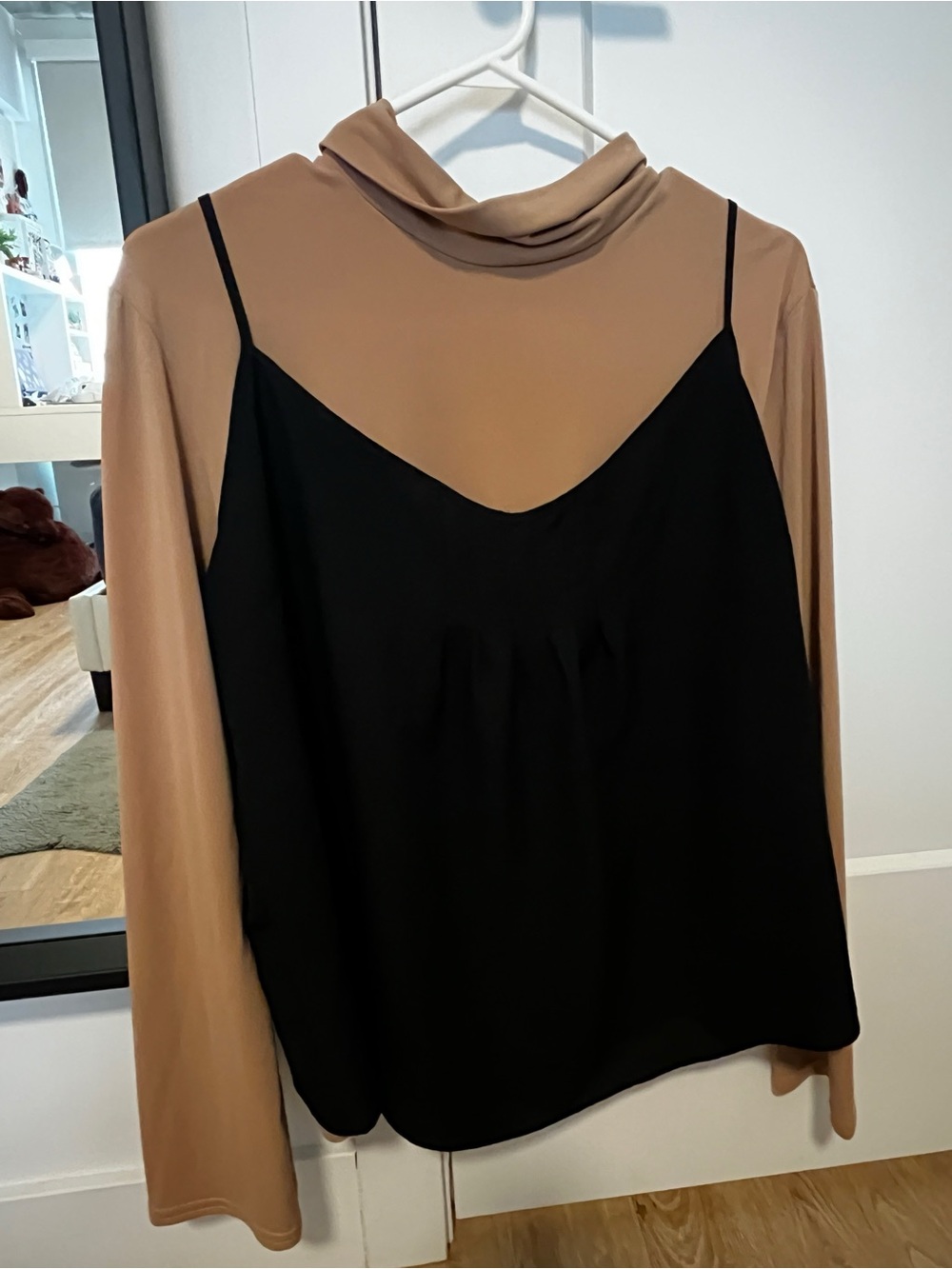 Long-sleeve shirt + tank top set